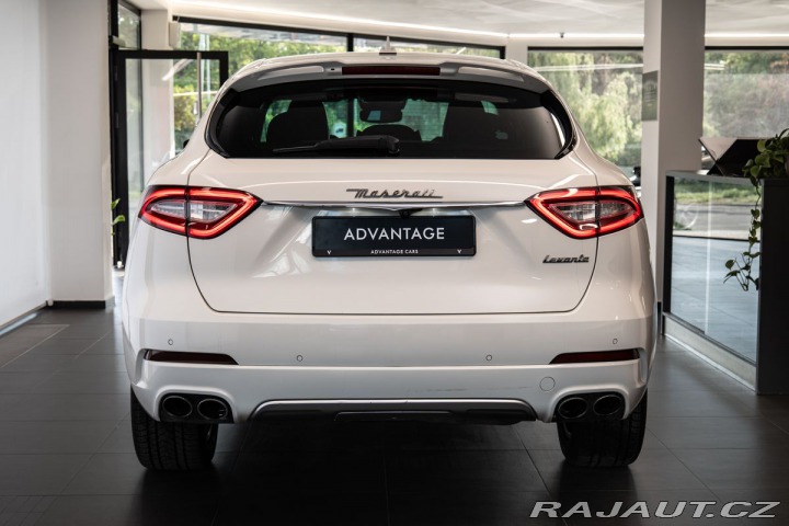Maserati Levante  2017