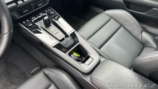 Porsche 911 Carrera 2025