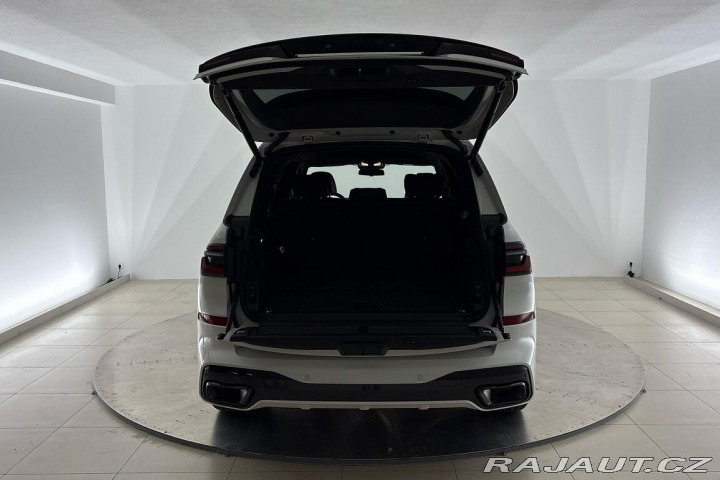 BMW X7 xDrive40d 2025