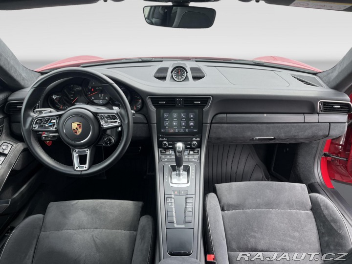 Porsche 911 GTS 2017