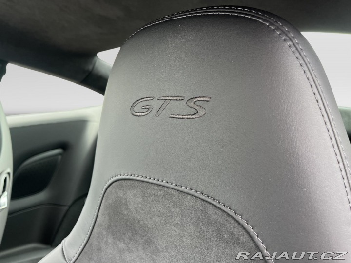 Porsche 911 GTS 2017