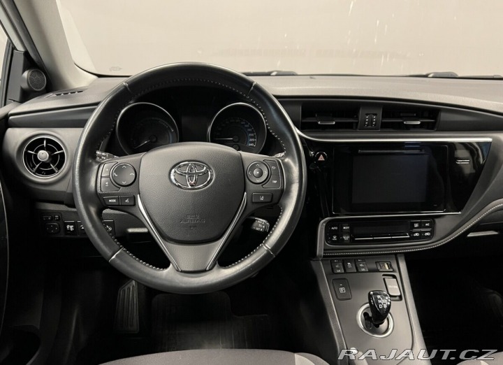 Toyota Auris 1,8 Hybrid AT Active Tren 2018