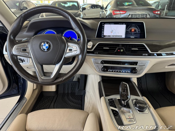 BMW 7 750i xDrive*Laser*NočníVi 2016