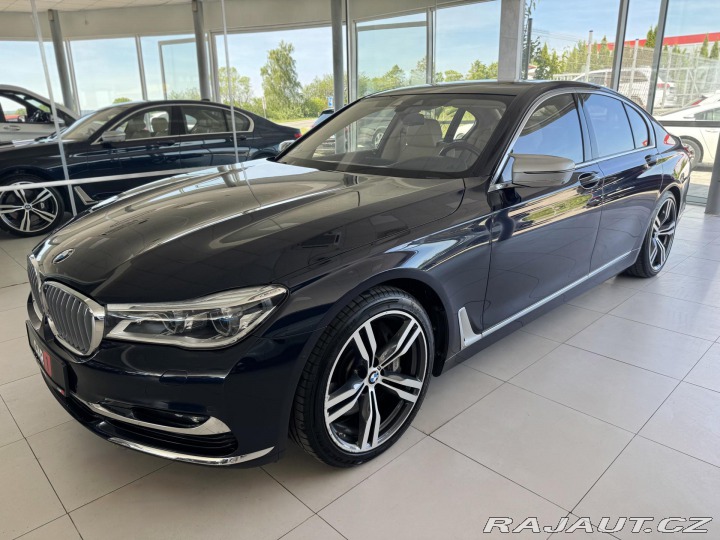 BMW 7  1800
