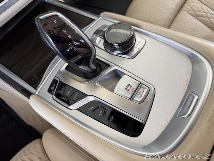 BMW 7 750i xDrive*Laser*NočníVi 2016