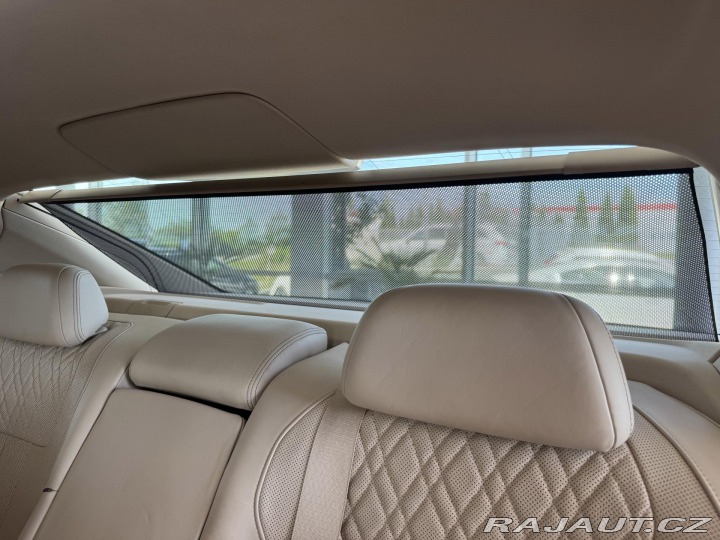 BMW 7  1800