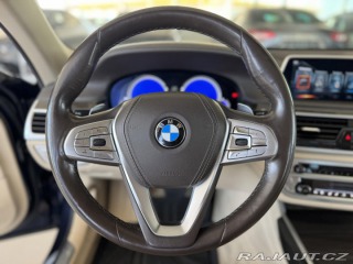 BMW 7  1800