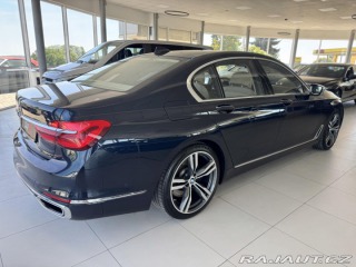 BMW 7  1800