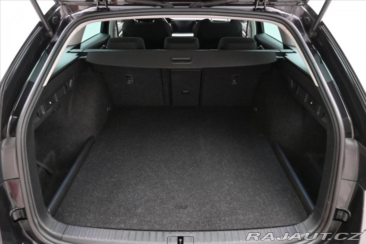 Škoda Octavia 1,4 TSI iV 150kW DSG Styl 2021