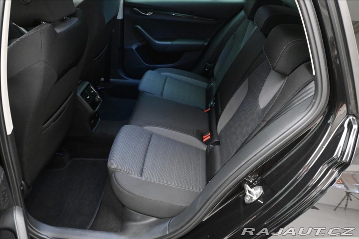 Škoda Octavia 1,4 TSI iV 150kW DSG Styl 2021