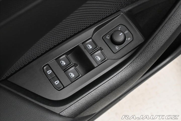 Škoda Octavia 1,4 TSI iV 150kW DSG Styl 2021