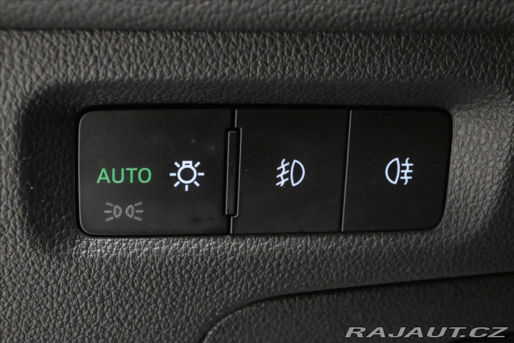 Škoda Octavia 1,4 TSI iV 150kW DSG Styl 2021