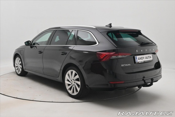 Škoda Octavia 1,4 TSI iV 150kW DSG Styl 2021