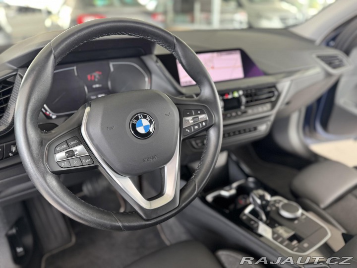 BMW 1 118i AUT*SportLine*FullLE 2021