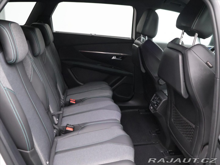 Peugeot 5008 1,2 PT 96kW Allure 7-Míst 2023