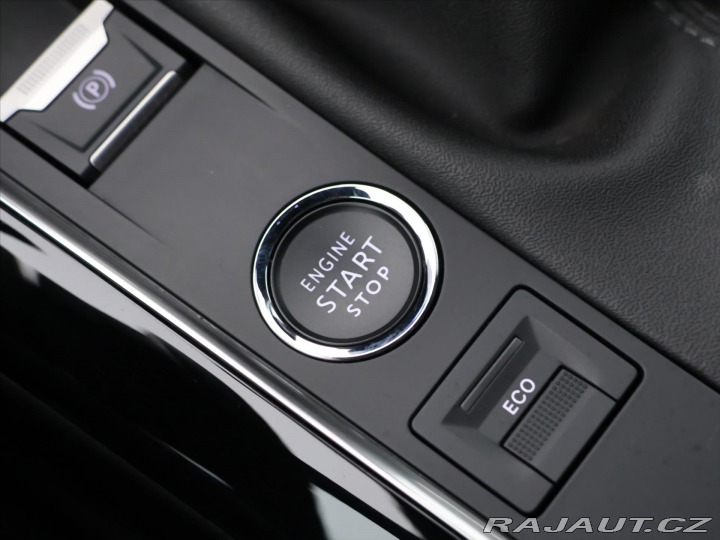 Peugeot 5008 1,2 PT 96kW Allure 7-Míst 2023