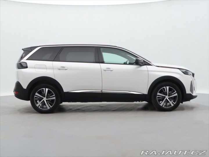 Peugeot 5008 1,2 PT 96kW Allure 7-Míst 2023