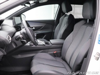 Peugeot 5008 1,2 PT 96kW Allure 7-Míst 2023