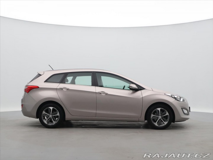 Hyundai i30 1,6 CVVT 88kW CZ 1.Maj 2016