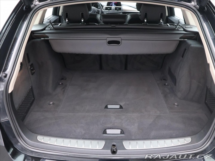 BMW 3 2,0 318d xDrive Xenon Nav 2014