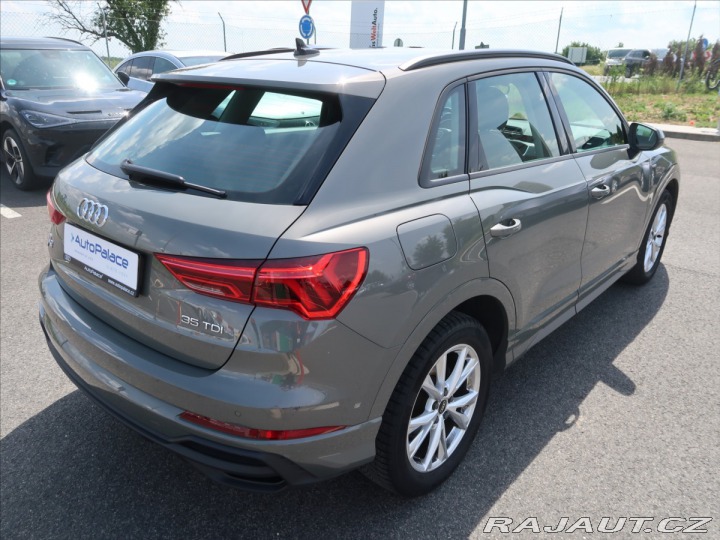 Audi Q3 2,0 TDI S-Line ČR 1.maj Z 2023