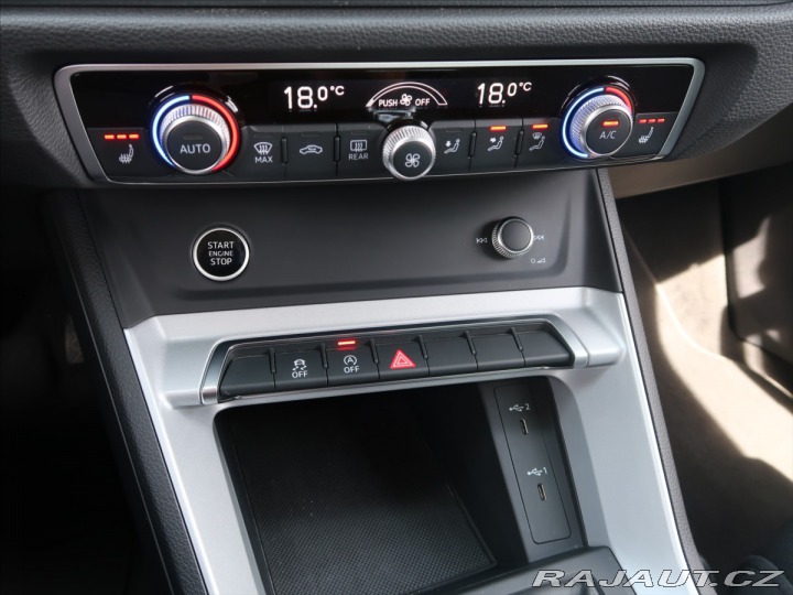Audi Q3 2,0 TDI S-Line ČR 1.maj Z 2023