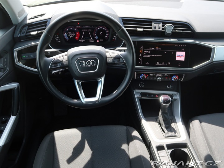 Audi Q3 2,0 TDI S-Line ČR 1.maj Z 2023