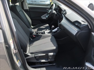 Audi Q3 2,0 TDI S-Line ČR 1.maj Z 2023