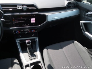 Audi Q3 2,0 TDI S-Line ČR 1.maj Z 2023