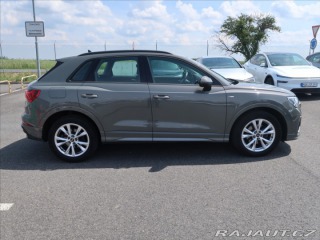 Audi Q3 2,0 TDI S-Line ČR 1.maj Z 2023