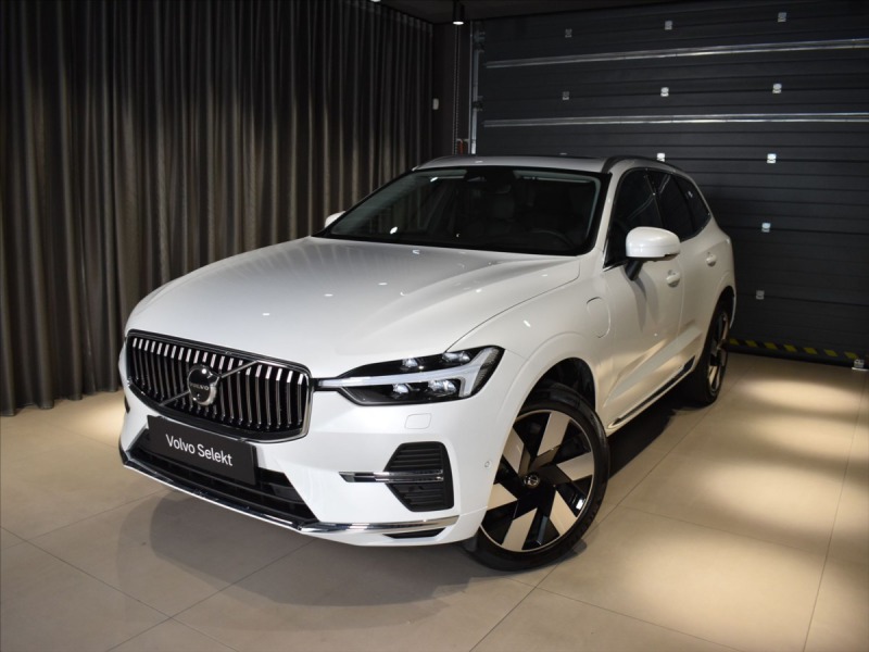 Volvo XC60 2,0 T8 AWD Ultra B&W,