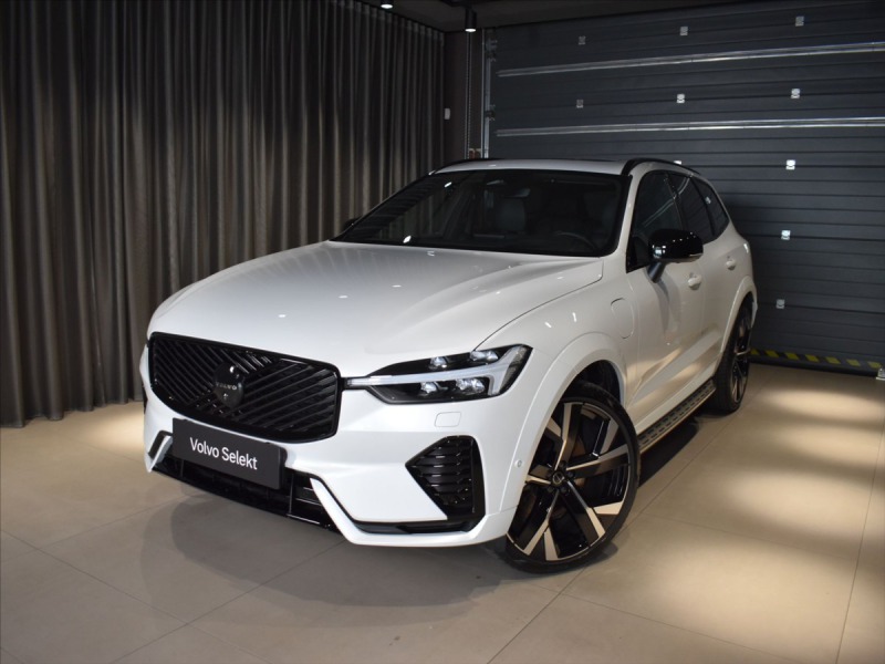 Volvo XC60 2,0 T8 AWD Ultra B&W,