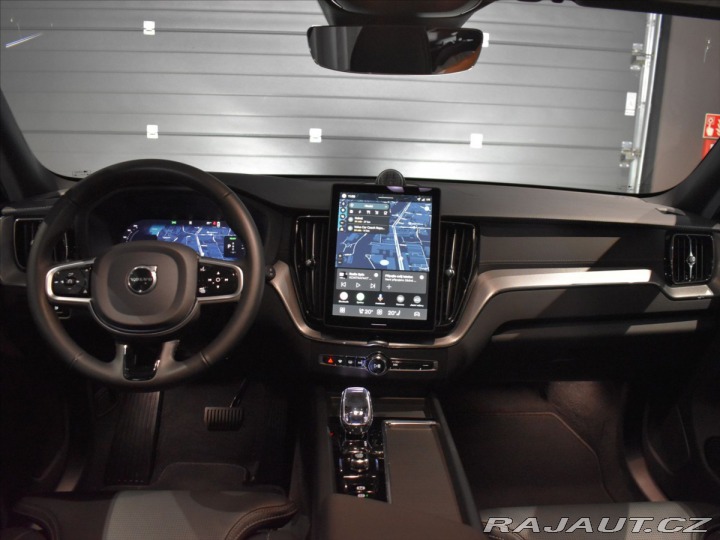 Volvo XC60 2,0 T8 AWD Ultra B&W, 2025