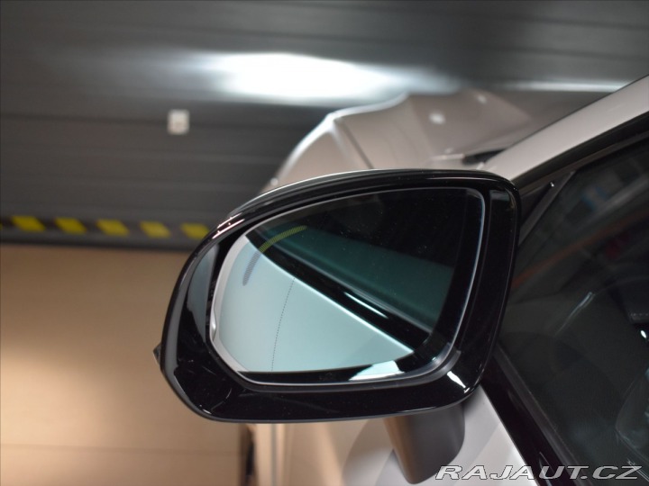 Volvo XC60 2,0 T8 AWD Ultra B&W, 2025