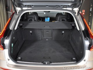 Volvo XC60 2,0 T8 AWD Ultra B&W, 2025