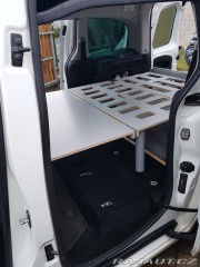 Peugeot Partner Tepee 1,6 s kempovací vestavb 2015