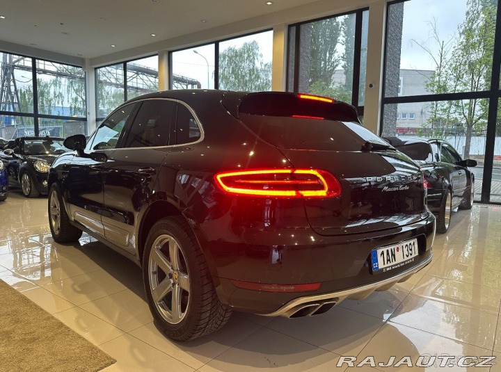 Porsche Macan 3,6   Ojeté, 4/2014 1800