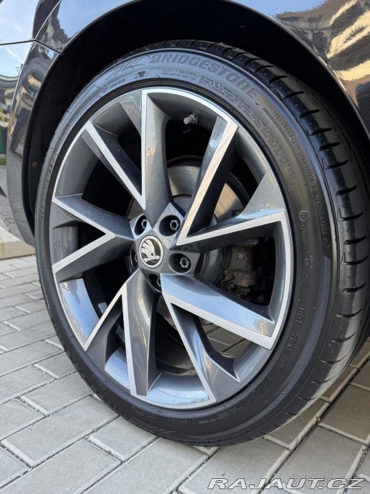 Škoda Superb 2,0 10/2022 diesel 2022