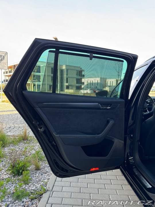 Škoda Superb 2,0 10/2022 diesel 2022