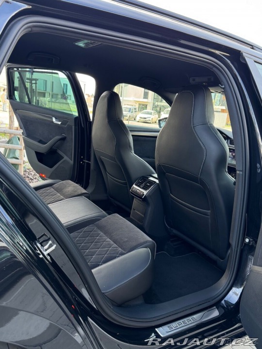 Škoda Superb 2,0 10/2022 diesel 2022