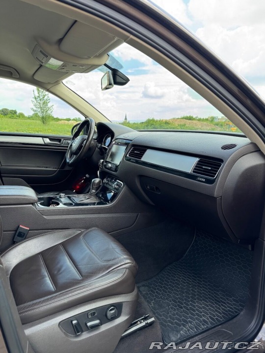 Volkswagen Touareg 3,0   180kw 1800