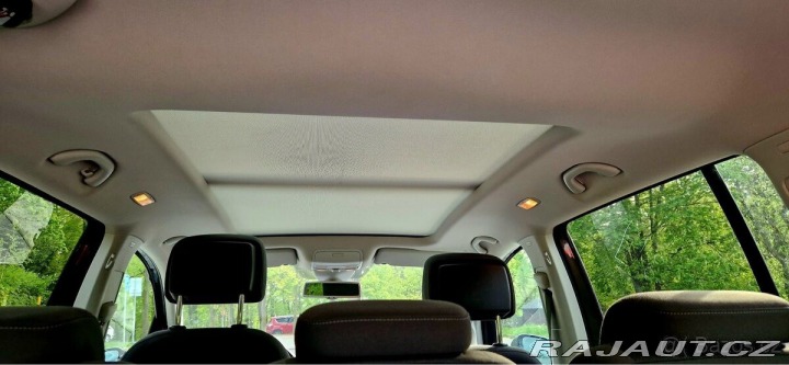Volkswagen Touran 2,0 LIFE TDI DSG 7/2013 2013
