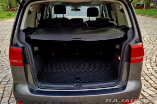 Volkswagen Touran 2,0   LIFE TDI DSG 7/2013 2013