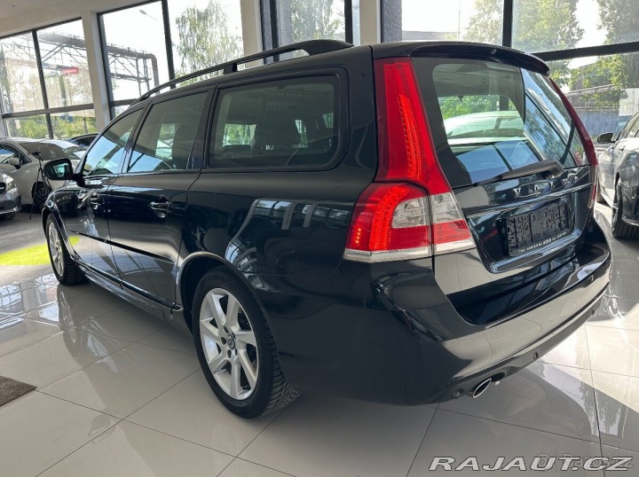 Volvo V70 2,0 Ojeté, 2/2015, 289 2015