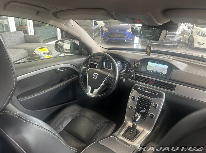Volvo V70 2,0 Ojeté, 2/2015, 289 2015