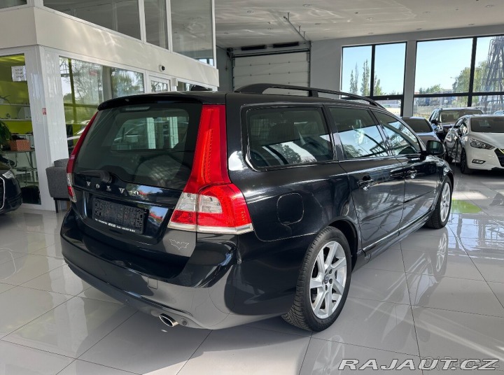 Volvo V70 2,0 Ojeté, 2/2015, 289 2015