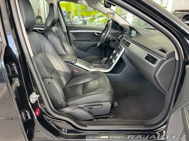 Volvo V70 2,0 Ojeté, 2/2015, 289 2015