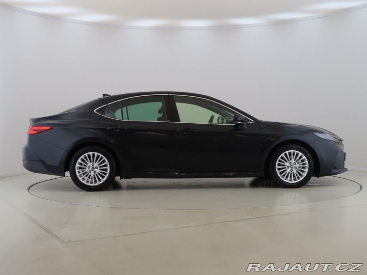 Toyota Camry 2.5Hybrid,137KW,ComfortBu 2024