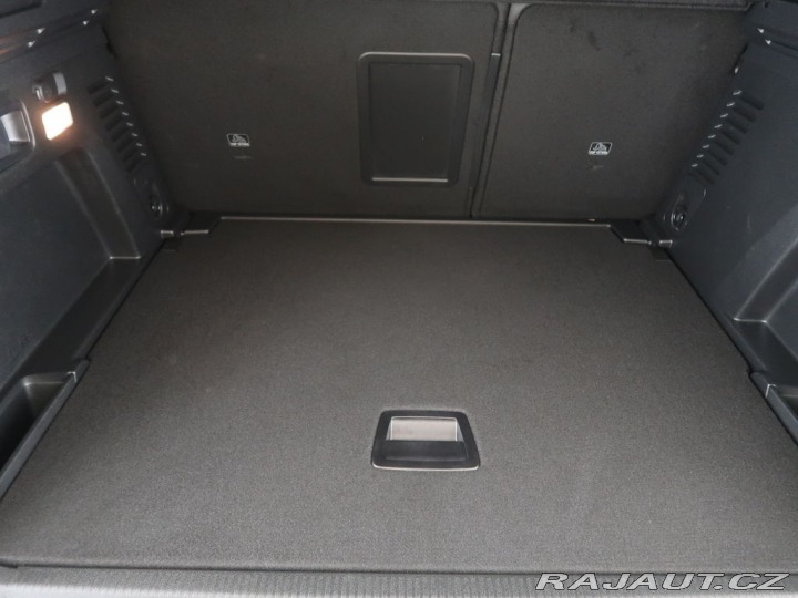 Peugeot 3008 1.2PureTech,96kW,Automat, 2023