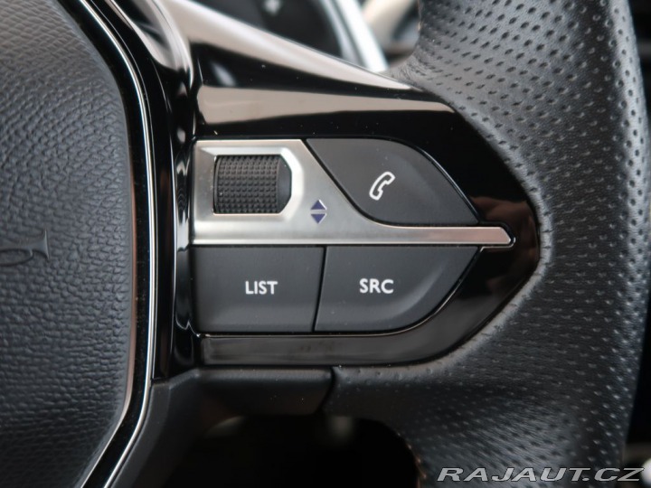 Peugeot 3008 1.2PureTech,96kW,Automat, 2023